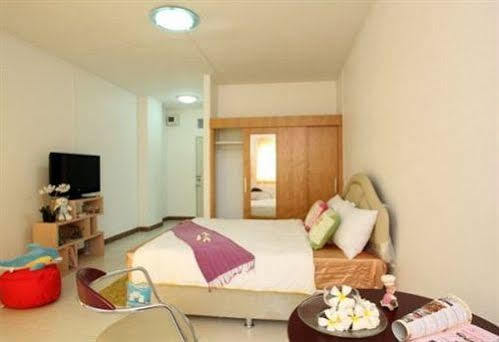 Suchart Leelawadee Hotel 3*